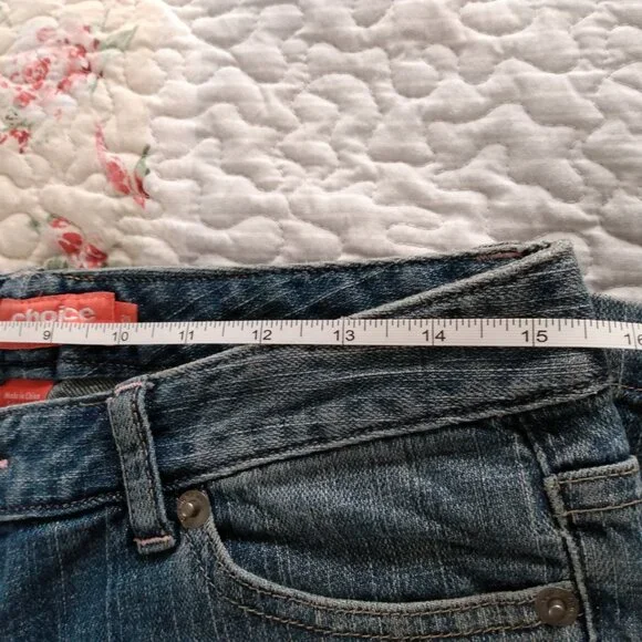 NWT, Calvin Klein capris, size 29 - Picture 2 of 7